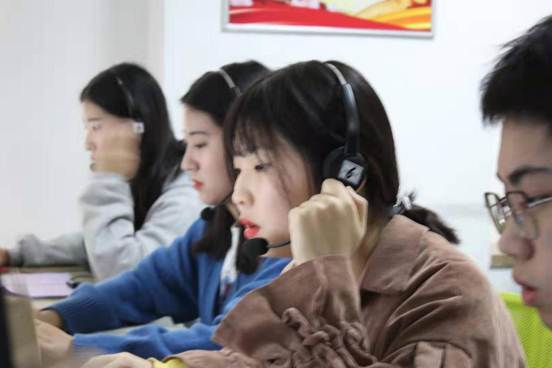 说明: http://59.70.13.31:8080/_vsl/4C5CE62403577691175375B0C493720B/42EB4985/55D7