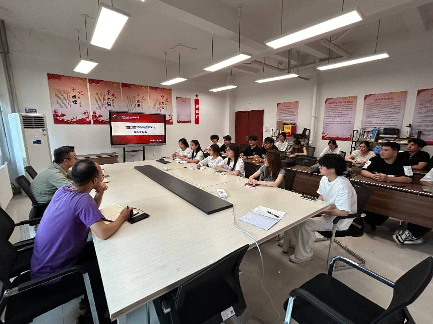 倾听学子心声，共促教学相长——临空学院召开师生座谈会