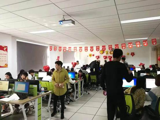 说明: http://59.70.13.31:8080/_vsl/EA50866BE08E1C3DFCFAD68CFB92655F/7292B530/8CC6